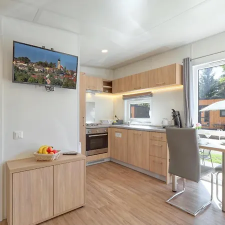 בית נופש Tiny Haus 45a Am Brombachsee